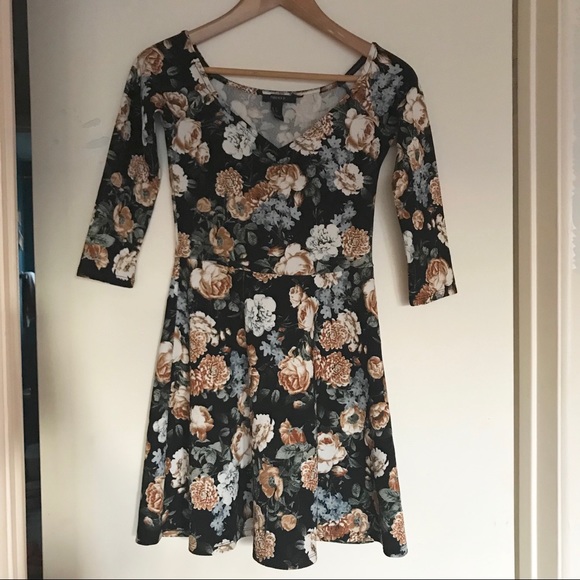 Forever 21 Floral Print Skater Dress - Picture 3 of 5